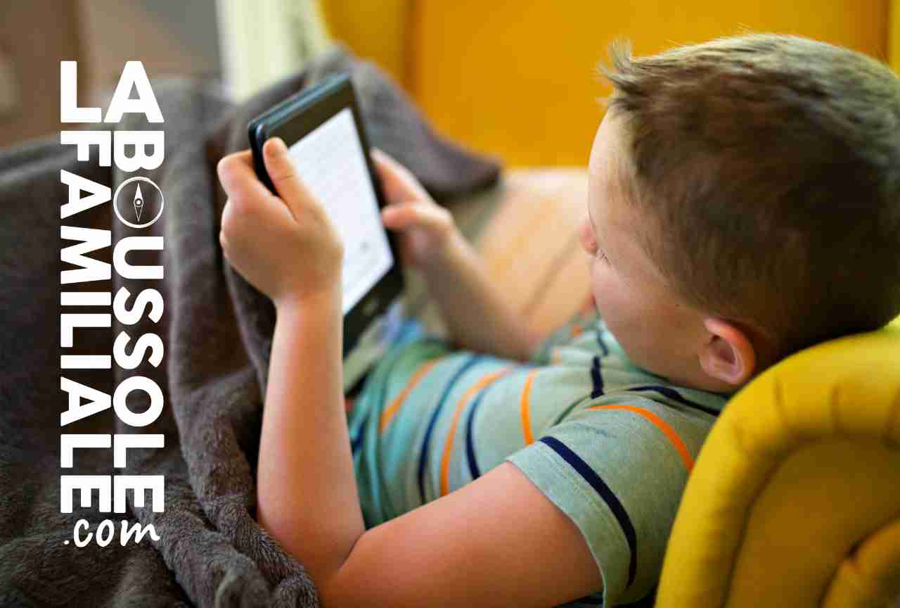 Enseigner la saine gestion des écrans à votre enfant.